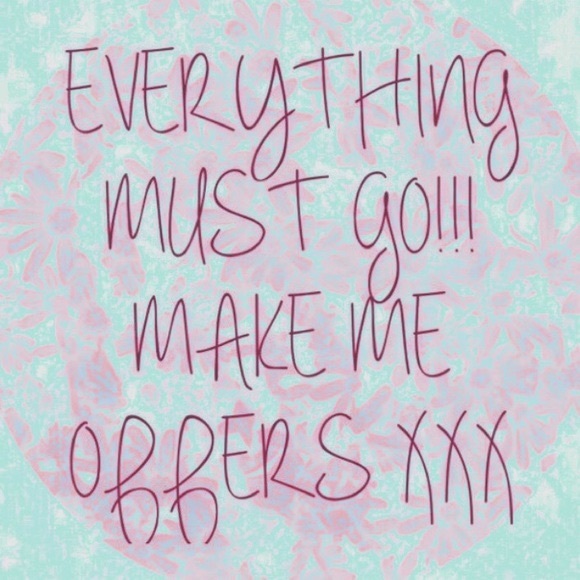 Brandy Melville Dresses & Skirts - Don’t be shy make me an offer ! <3 Brandy Melville Dresses & Skirts - Don’t be shy make me an offer ! <3